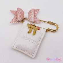 Load image into Gallery viewer, Gold Stroller Pin Hai & Tehilim 3"