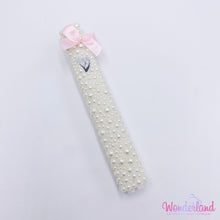 Load image into Gallery viewer, Set Pearls Mezuzah & Tehilim Name Stroller Pin 3"1/4