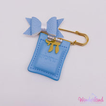 Load image into Gallery viewer, Gold Stroller Pin Hai & Tehilim 3"