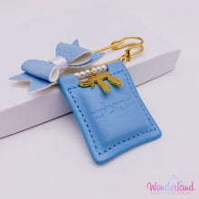 Load image into Gallery viewer, Gold Stroller Pin Hai & Tehilim 3"