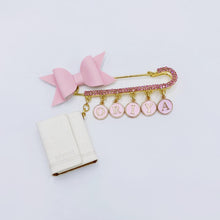 Load image into Gallery viewer, Tehilim &amp; Pink Name Stroller Pin 3&quot;1/4
