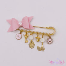 Load image into Gallery viewer, Pearls &amp; Beads Stroller Pin 3&quot;1/4
