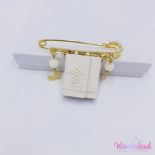 Load image into Gallery viewer, Tehilim Pearls Stroller Pin 3&quot;1/4
