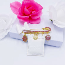 Load image into Gallery viewer, Pink Rhinestones Stroller Pin 3&quot;1/4 with Tehilim

