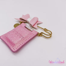Load image into Gallery viewer, Gold Stroller Pin Shema Israel &amp; Tehilim 3&quot;
