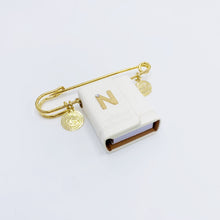 Load image into Gallery viewer, Gold Stroller Pin Charms &amp; Tehilim 3&quot;
