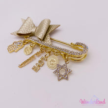 Load image into Gallery viewer, Clear Rhinestones Stroller Pin 3&quot;1/4
